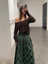 YANYAN KNITS Fall/Winter 2025: Wool plaid cropped sweater / mid-length skirt YYK-YYW25-1422-GW (Skirt: YYW25-2021)